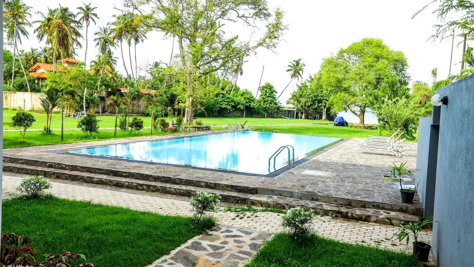Hotel Lagoon House Negombo